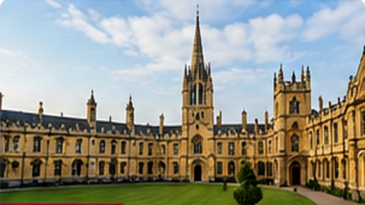 Oxford Christ Church Tom Quad ve Tom Tower